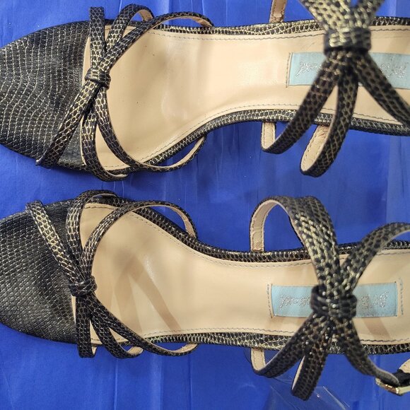 BETSEY JOHNSON Strappy Black & Gold Animal Print Heels - Picture 14 of 14